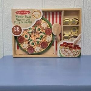 NWT Melissa & Doug Wooden Pizza Set